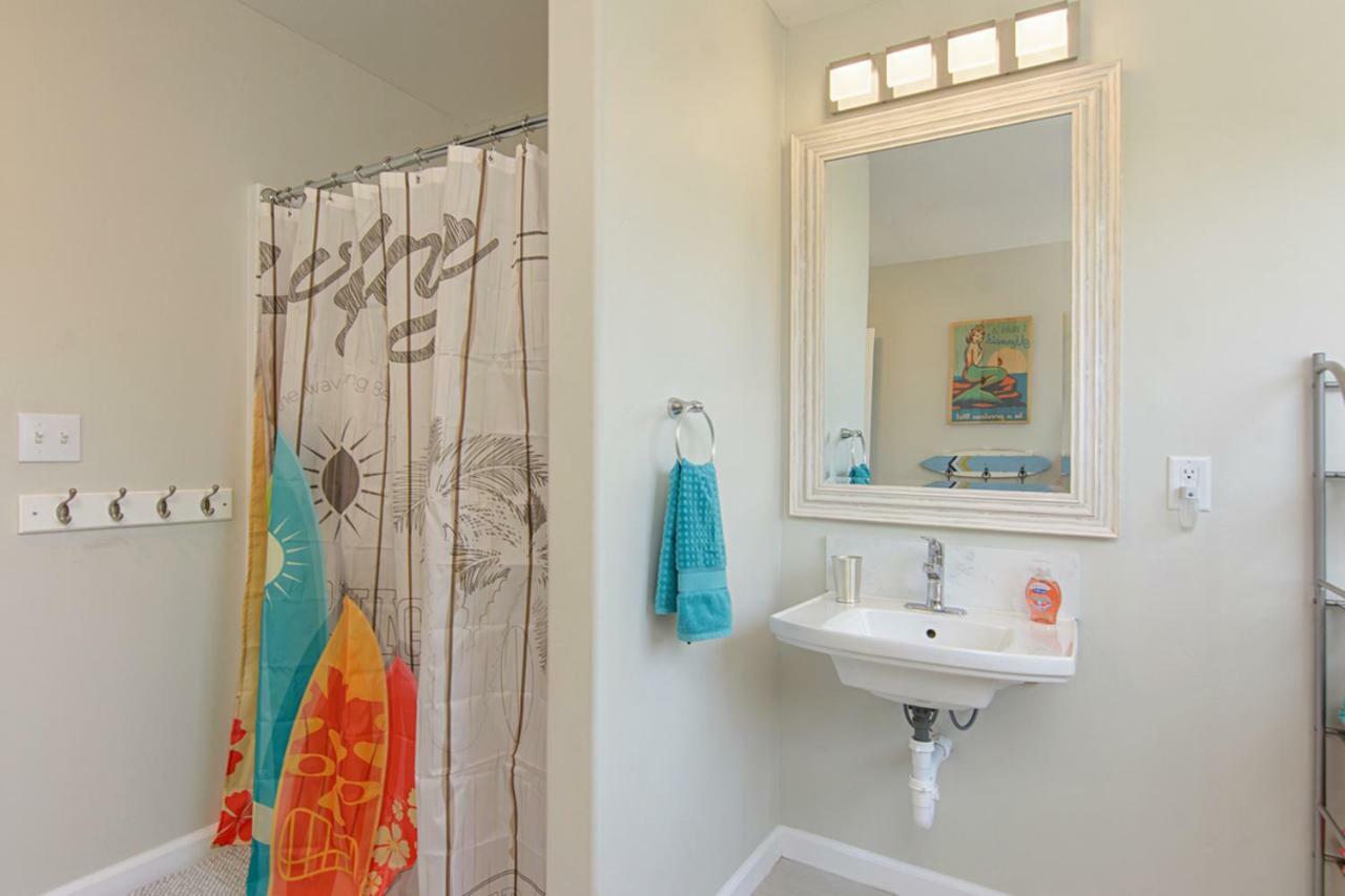 Ultimate Beach Bungalow - 1 Block From Beach - Huge Backyard Carlsbad Exteriér fotografie